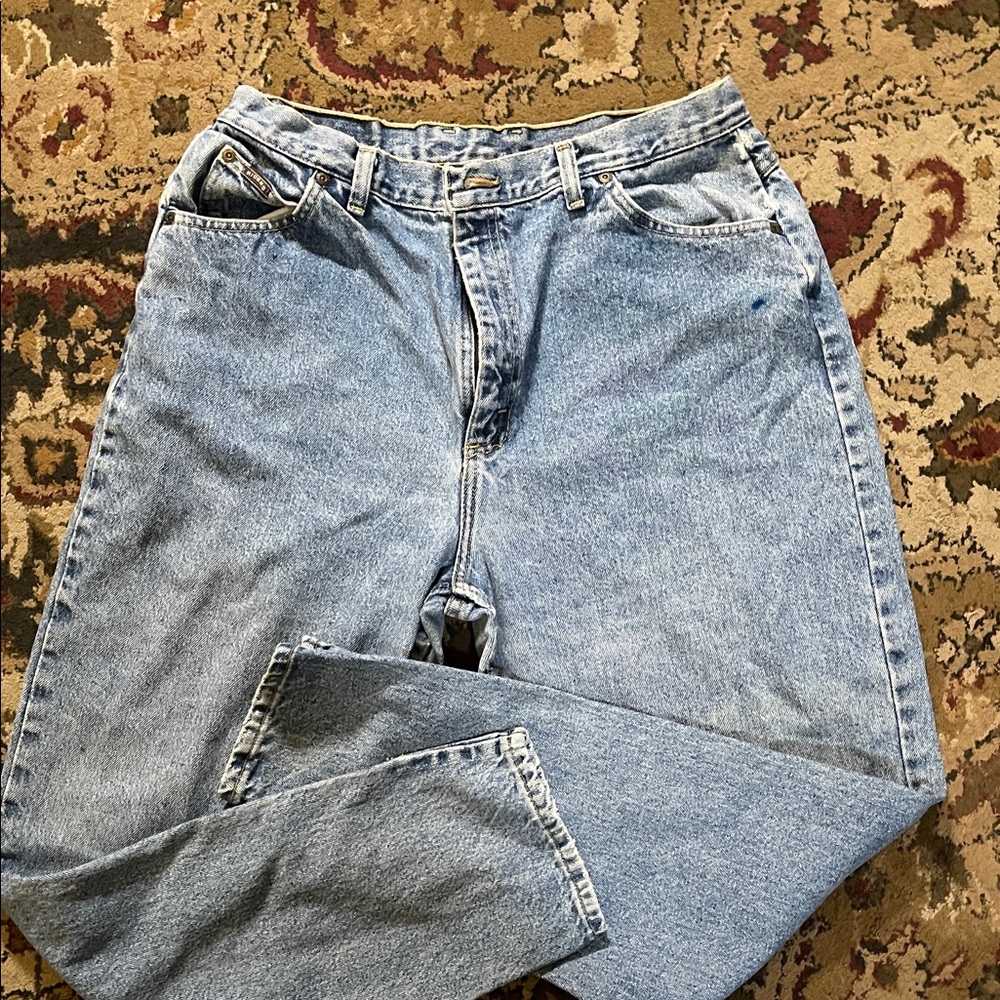 Jeans – distressed